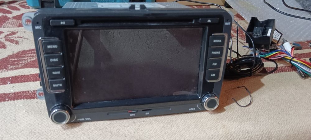 Продавам Автомедия от VW