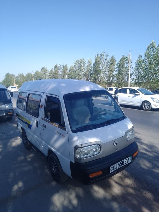 Damas dehqon moshina