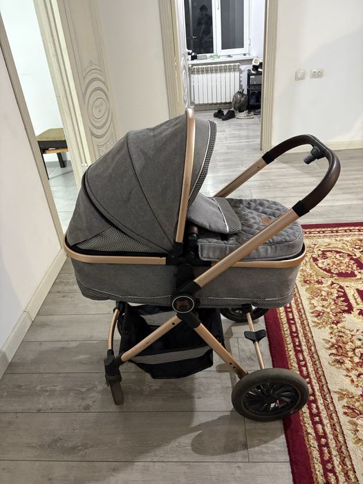 продам коляску по цене уступлю