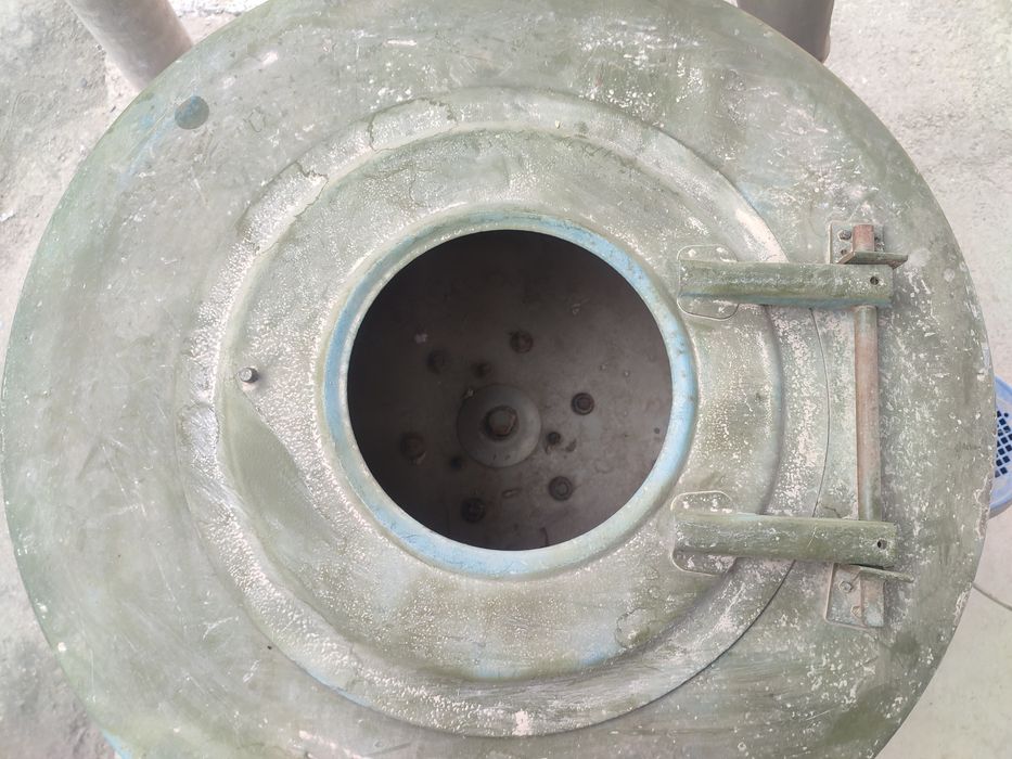 1 та центрифуга ва 2 та нержавейка козон