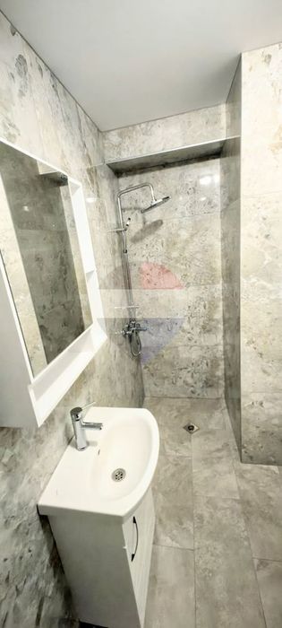 Дава се под наем Двустаен апартамент в Варна, Център - 65 кв.м за 550 € - Снимка #11