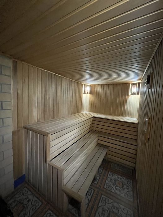 Коттедж и  баня