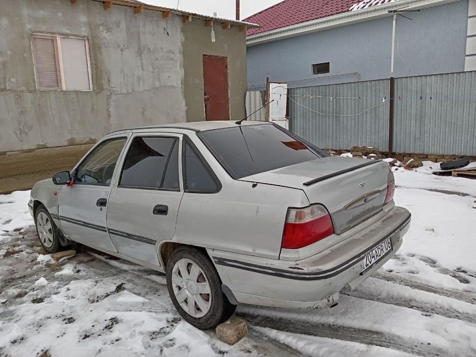 Нексия автомобиль