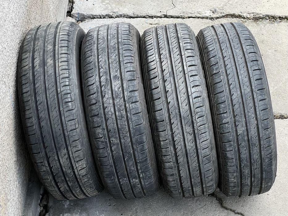 175|60 R15. Комплект шин.