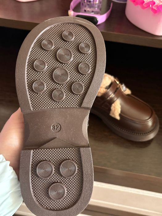 Продаются ботиночки , новые