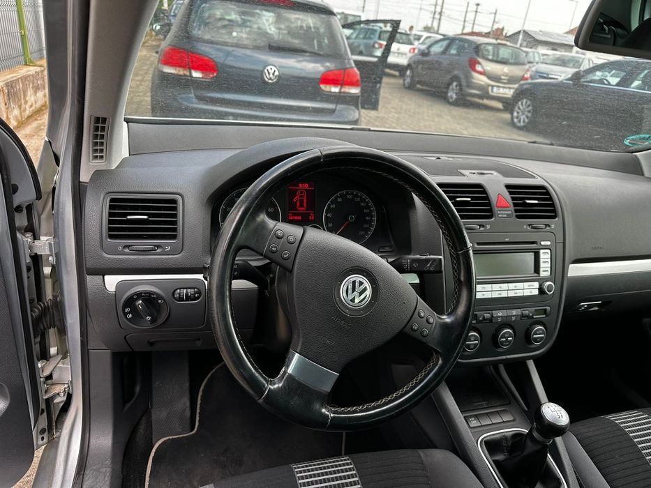 2008 Volkswagen Golf 5  - 1.4 MPI 80CP - Clima * Senzori * Pilot Aut.