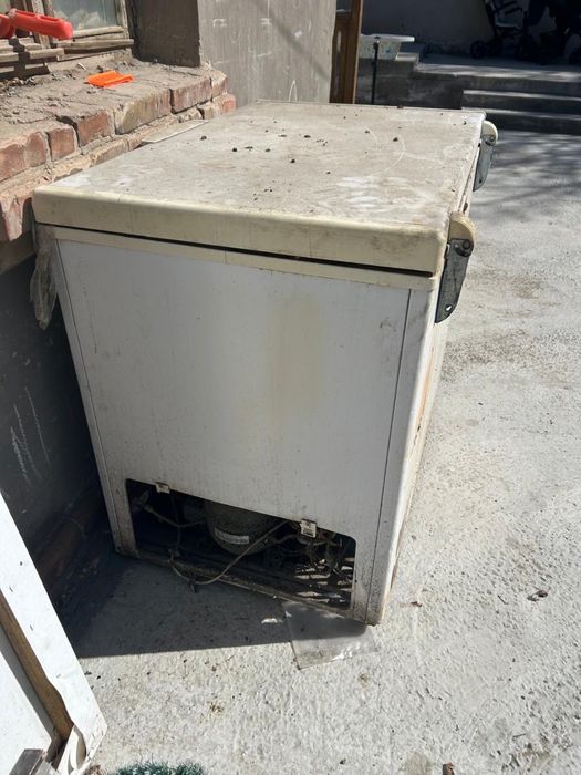 Морозильник не рабочий