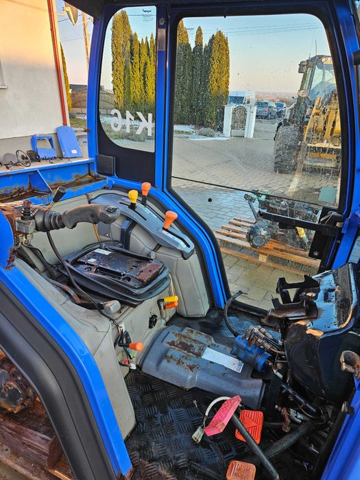 Dezmembrez Tractor Iseki 4330