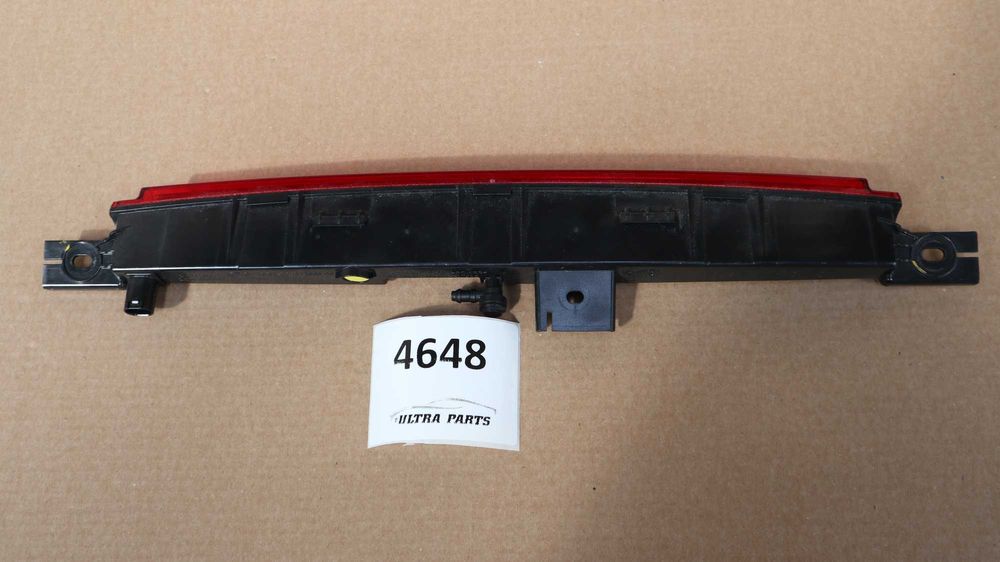 Трети стоп Стоп заден капак БМВ Х1 Ф48 Ф45 Актив Турър