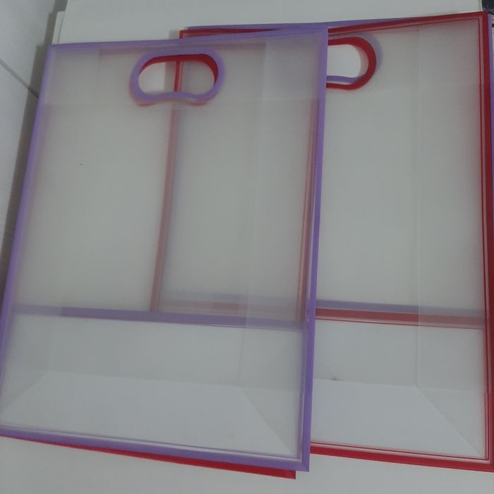 Подарочные пакеты