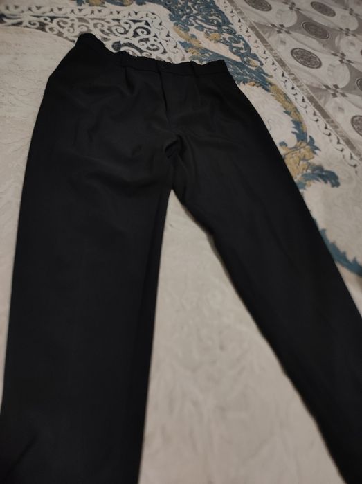 Продам трико и джинсы