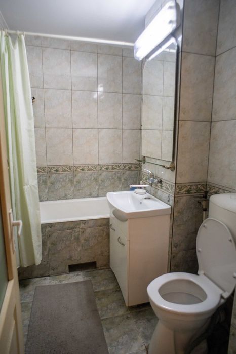 Apartament spatios cu 4 camere, zona centrala Bistrita
