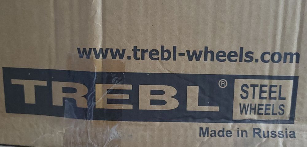 Комплект дисков R16 с колпаками.