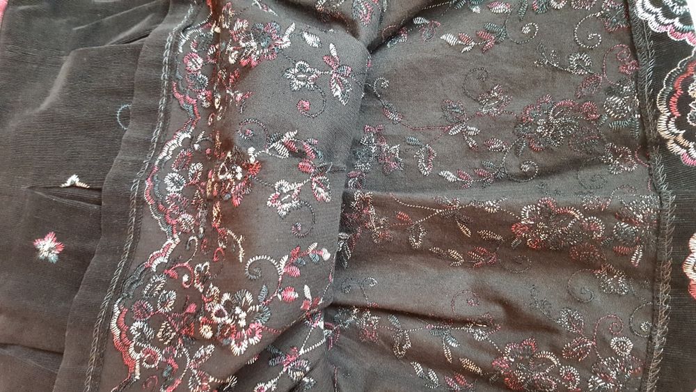 Нова етно пола ORSAY с подарък още 2 поли на ТОП цена