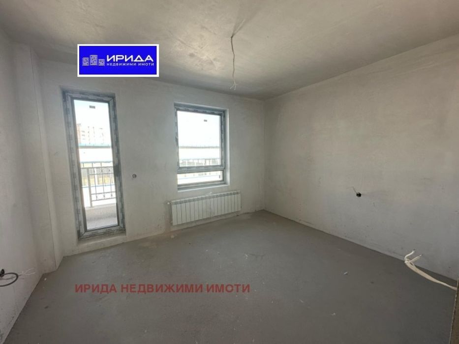 Просторен тристаен апартамент в квартал Манастирски ливади с АКТ 16!