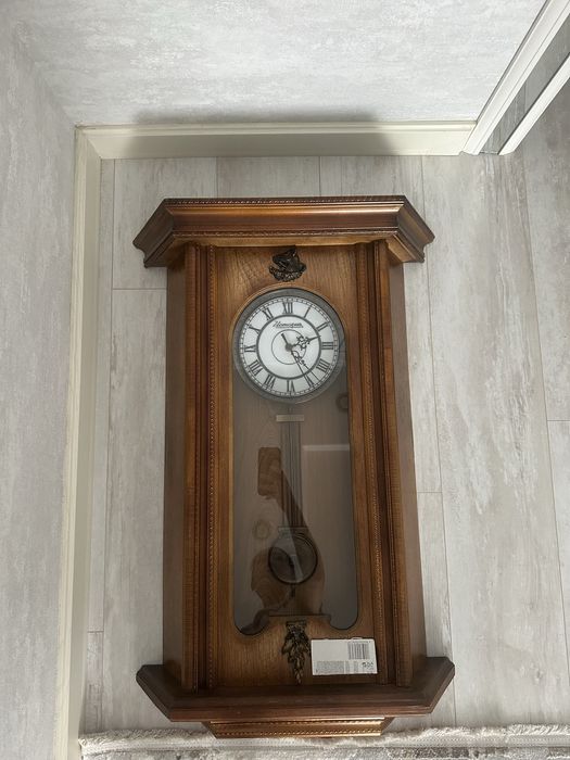 Продам настенные часы