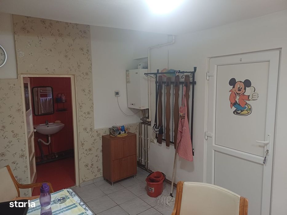 Vand apartament 2 camere in Marasti