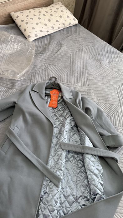 Продам новое пальто