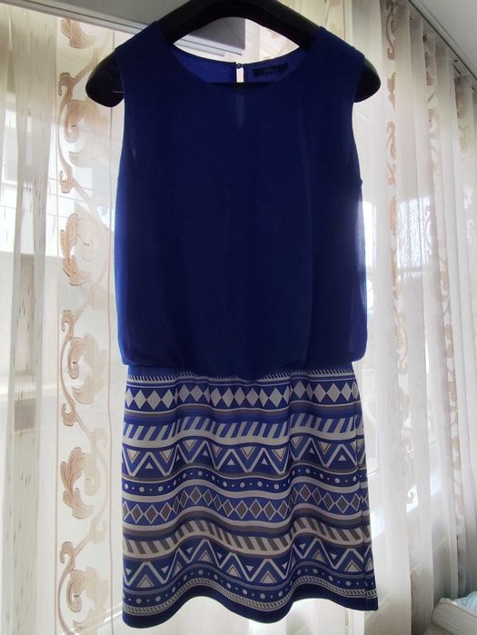 Официална Рокля размер Л