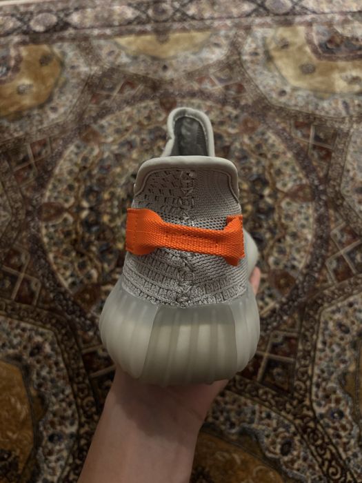Yeezy Boost 350 Tail Light