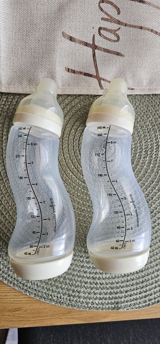 Difrax Чисто нови шишета 250мл  2бр