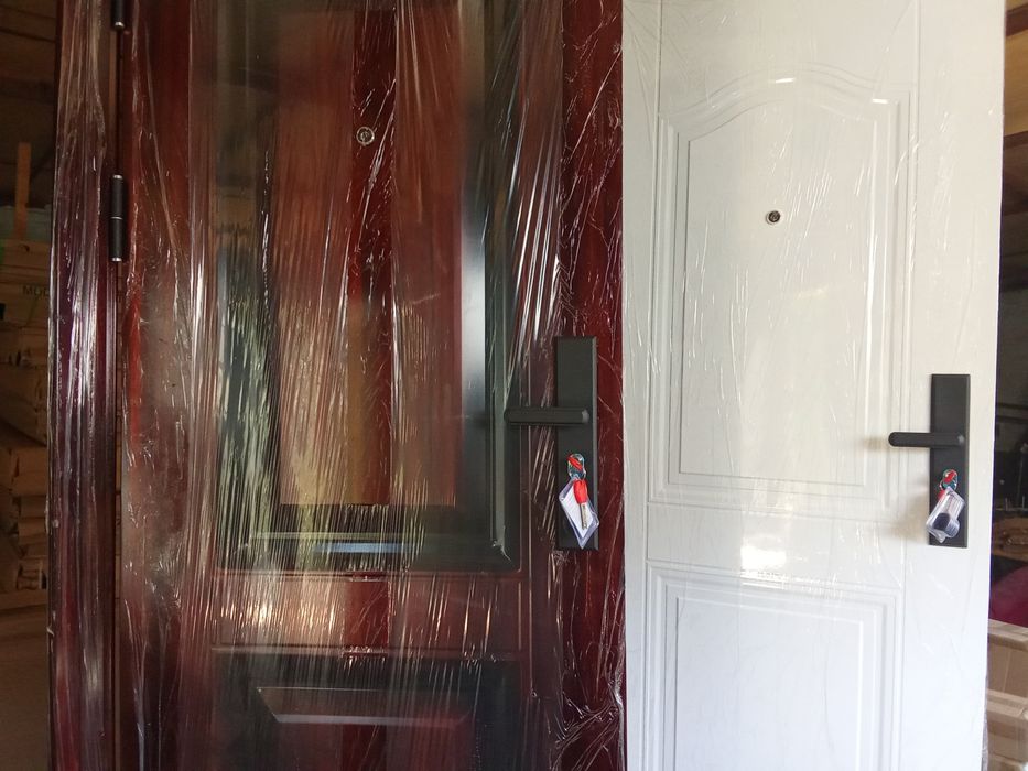 Метални Врати подходящи за външна употреба цена от 140 евро , София , доставка  налични на склад 0898407027