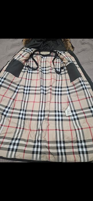 Продам парку Burberry в цвете хаки