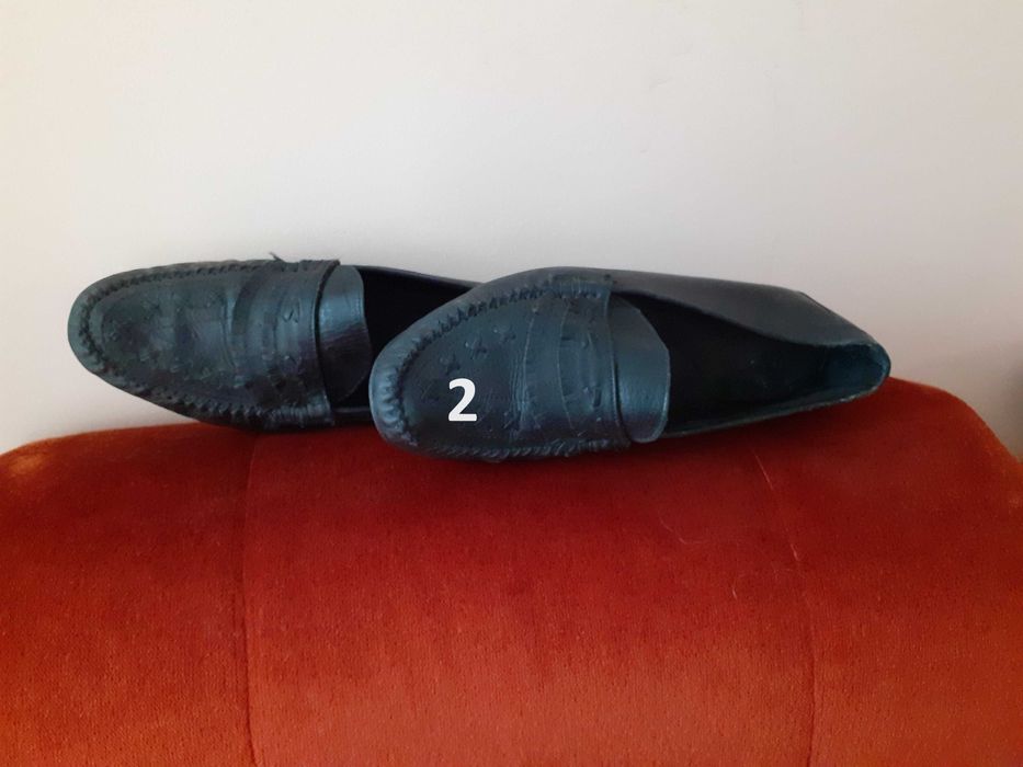 Нови мъжки обувки от естествена кожа