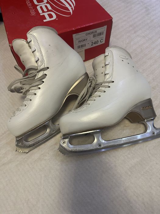 Коньки Edea 240 размер
