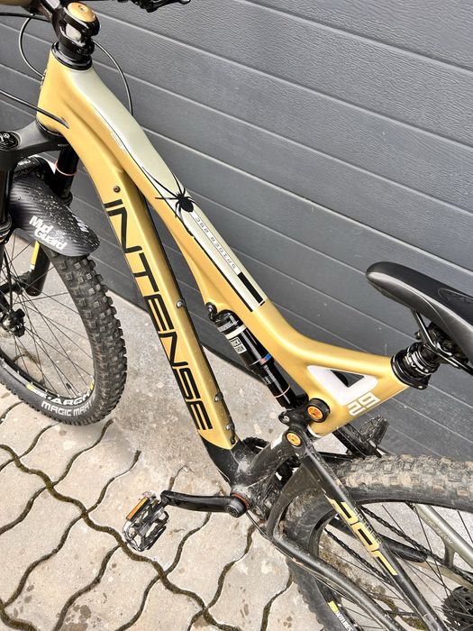 Велосипед мекица.Carbon Spider intense 29c
