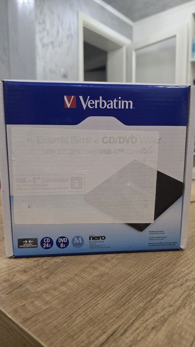 Оптично устройство Verbatim External Slimline 43886, външно, USB-C, четене/записване, черно