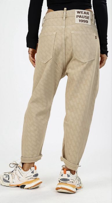 НОВИ БЕЖОВИ ДЬНКИ  на Pause jeans - модел NESSA