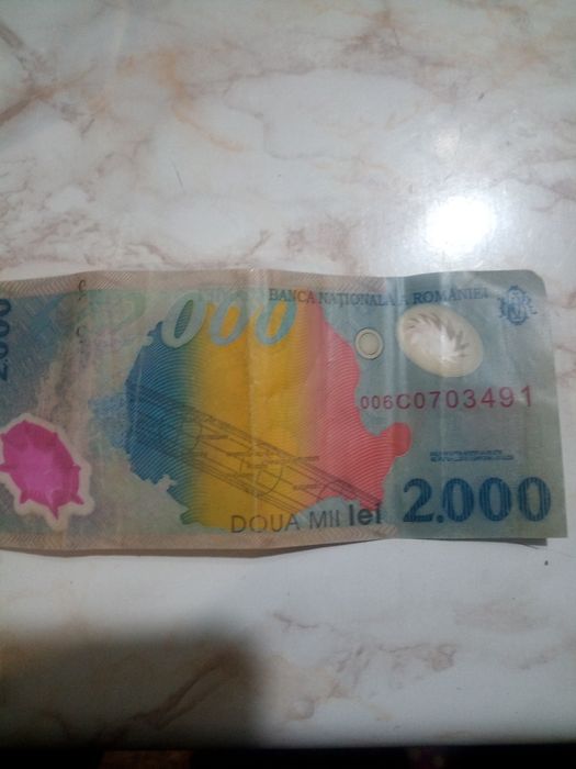 De Vânzare Bancnotă de 2000 lei cu Eclipsa