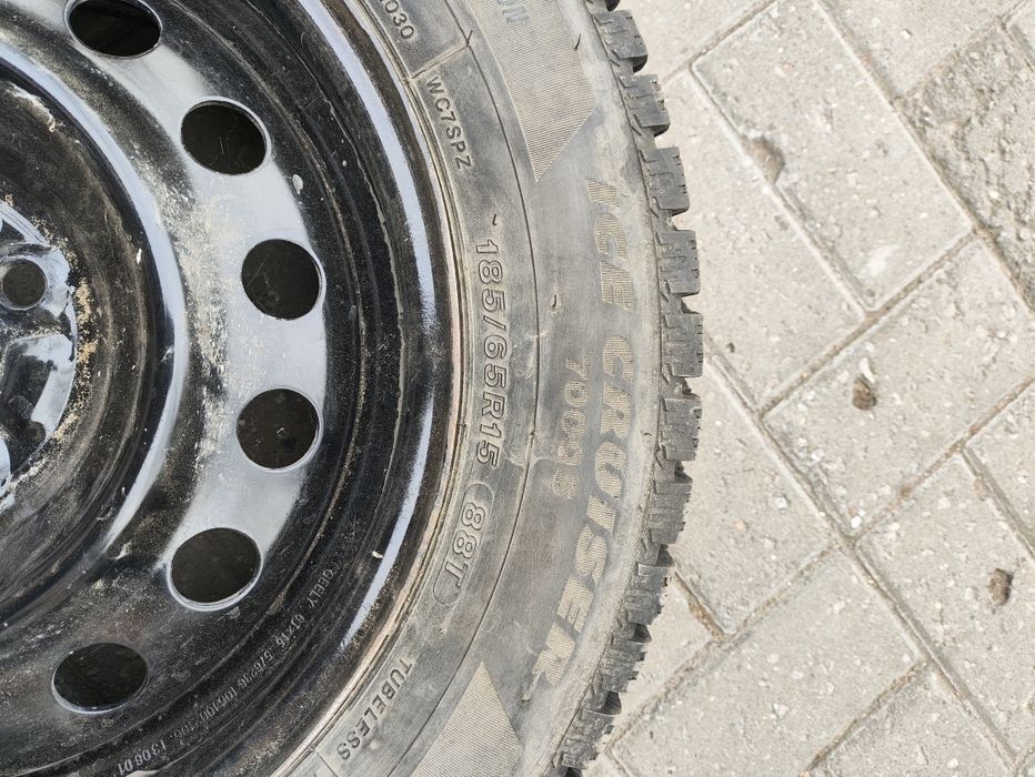 Продам зимние шины