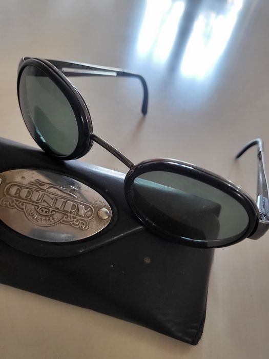 Солнцезащитные очки