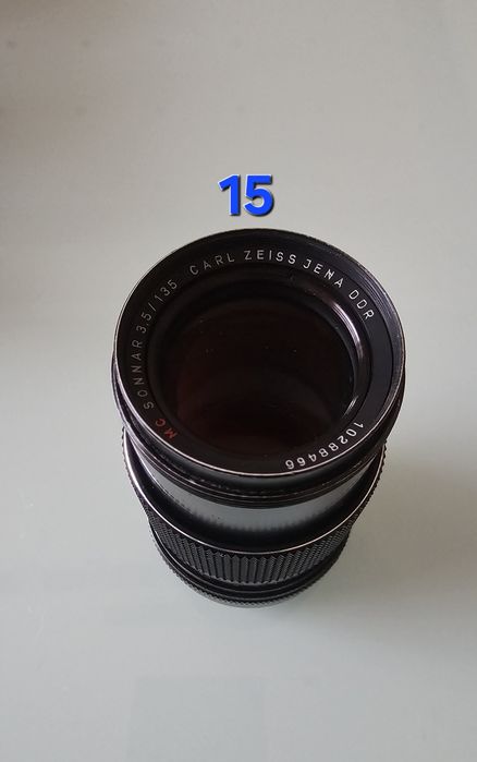 Голяма колекция винтидж фотоапарати, обективи и фотопринадлежности