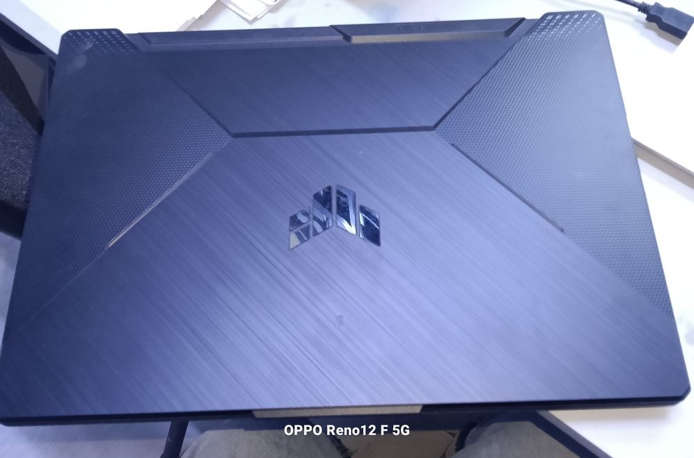 Ноутбук ASUS 2024