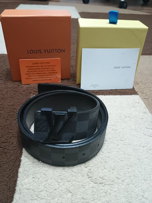 Curea Louis Vuitton Initiales 40mm - Damier Graphite