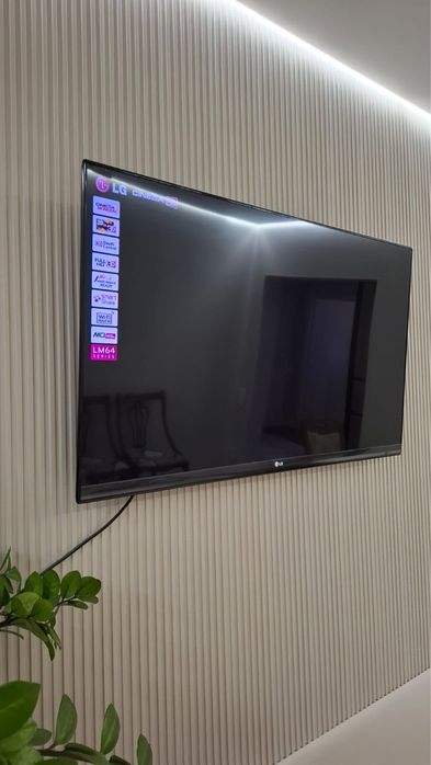 Продам телевизор LG