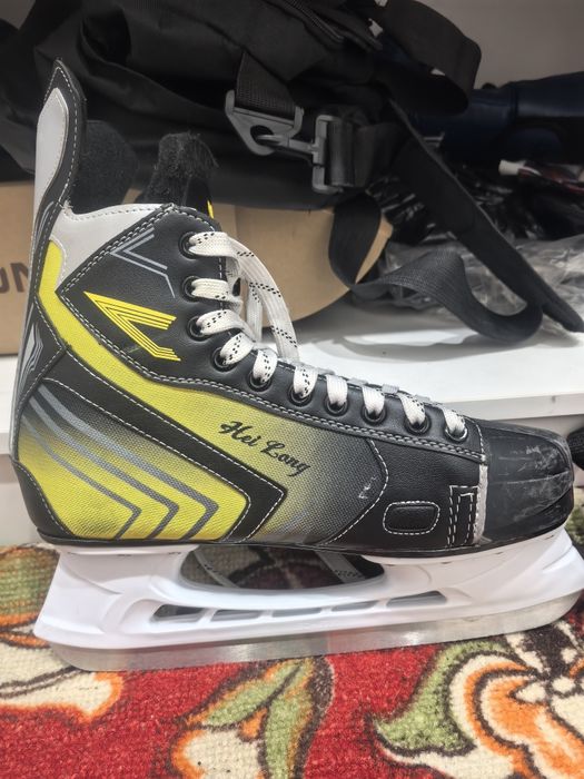 Хоккейные коньки Hei Long