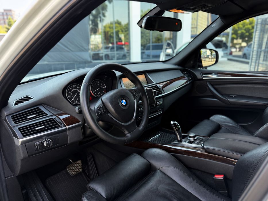 BMW X5 XDrive 4.8i