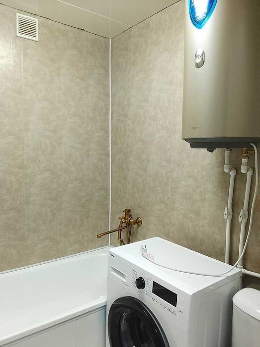 Продам 2х ком. 4эт, ул.Абая. Капит.ремонт