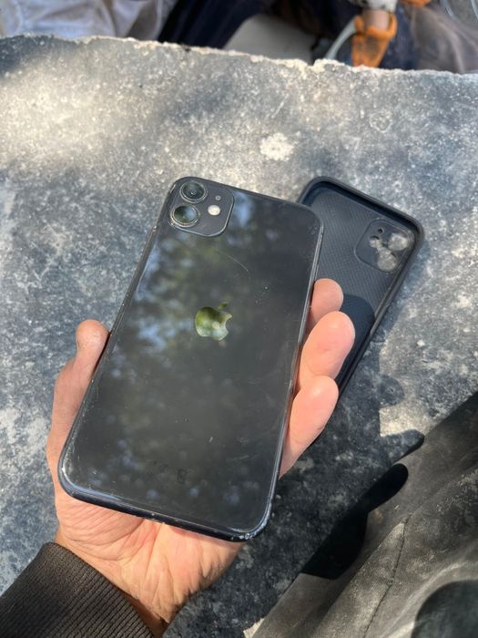 Iphone 11 обмен интересует