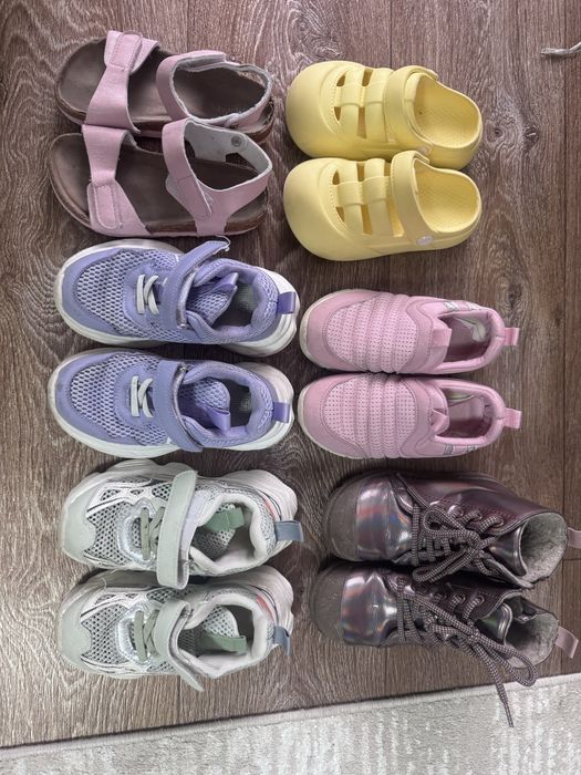 Продам обувь на девочку