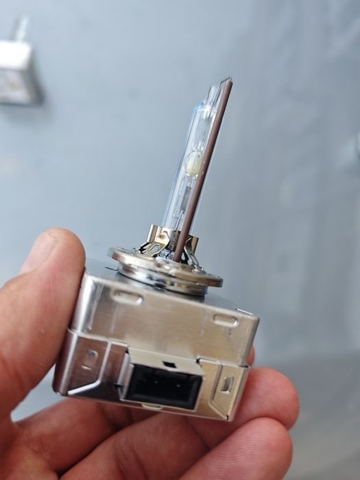 Крушка с нагреваема жичка, PHILIPS Xenon WhiteVision, ксенон