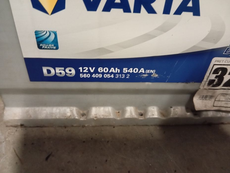Baterie auto Varta 60 amperi import Germania stare perfecta