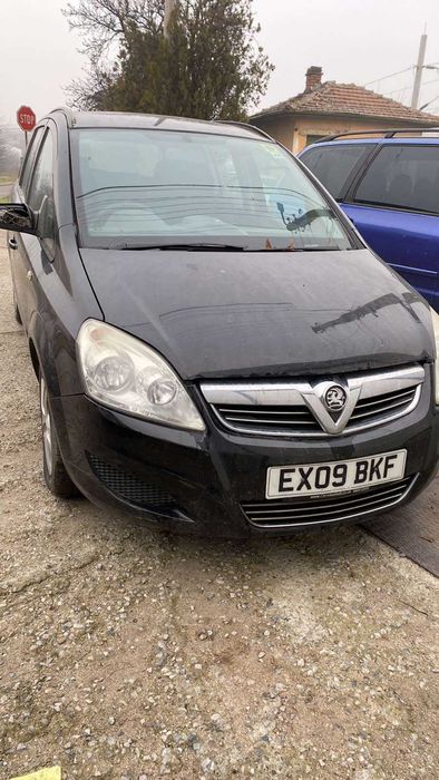 Opel Zafira B 2009 face на части