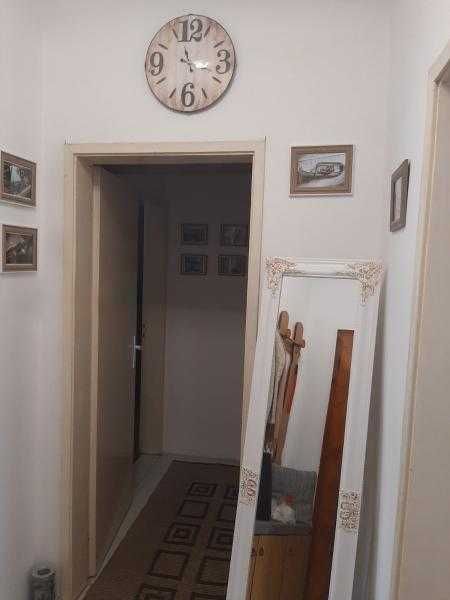 Дава се под наем Многостаен апартамент в Бургас, Възраждане - 88 кв.м за 561 € - Снимка #8