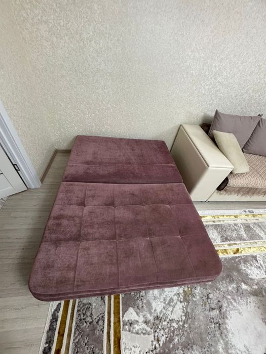 Диван-тахта с ящиком для белья