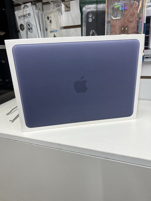 Apple MacBook Neo  13" /8Гб/256Гб